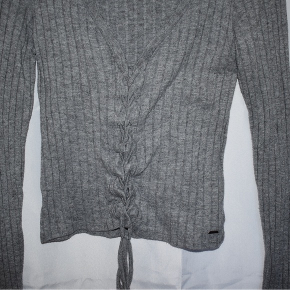 WOMENS HOLLISTER GRAY KNIT TOP - Picture 2 of 4